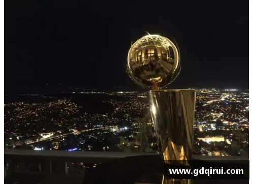 NBA冠军奖杯：荣耀背后的传奇光芒